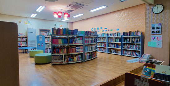 롯데캐슬 도서관 작은도서관