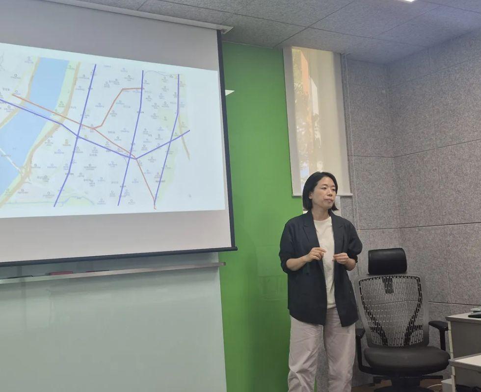 [입주작가] 이인규 마을기록 워크숍 : 우리 지역 다르게 보기 이미지 1