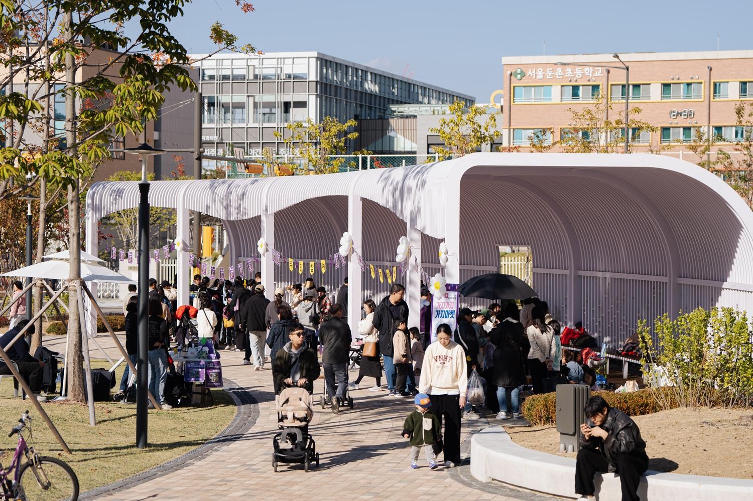 [사진모음집] 2025 강동북페스티벌 +강동구립도서관  +굿즈 +가지마켓 이미지 10