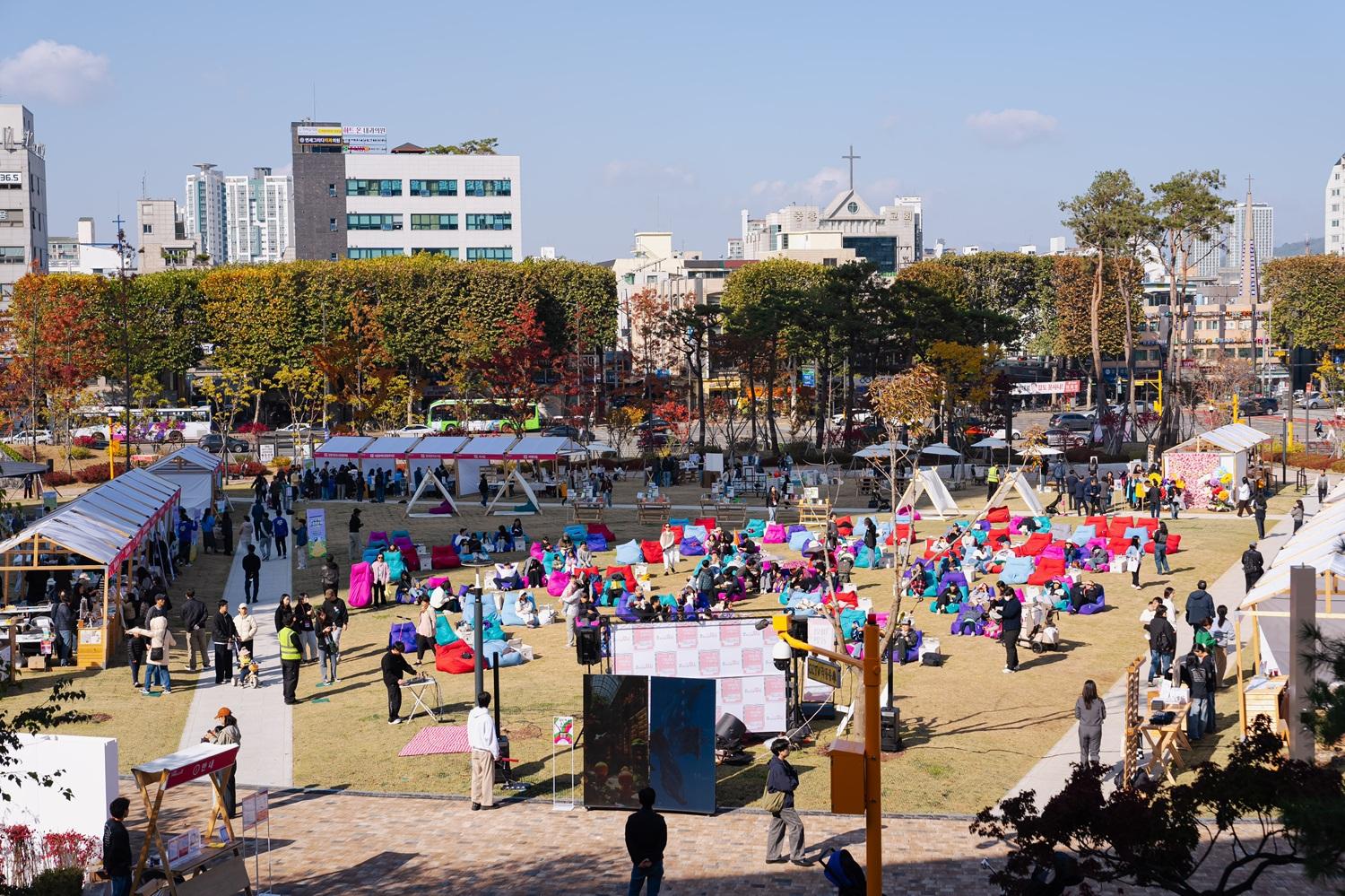 [사진모음집] 2025 강동북페스티벌 +야외도서관 +책가도 이미지 3