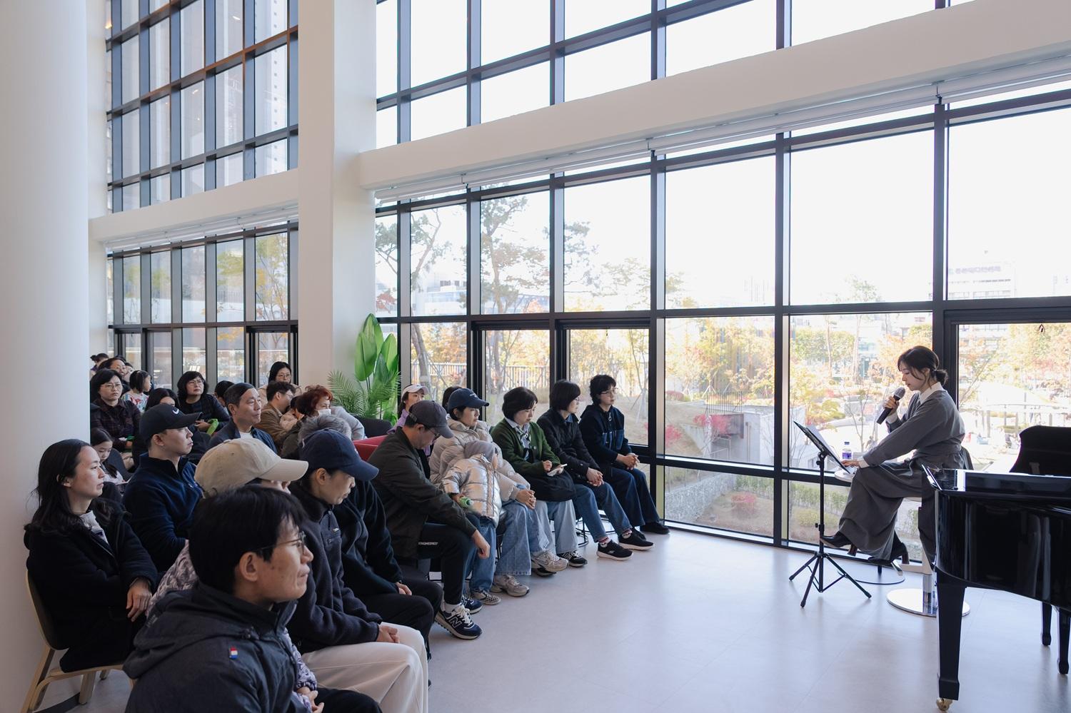 [사진모음집] 2025 강동북페스티벌 +박혜진 +김민서 +낭독 with piano 이미지 1